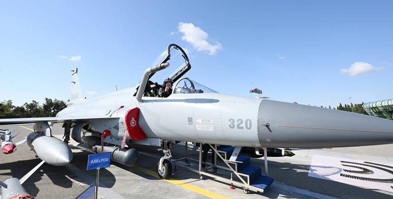 阿塞拜疆已裝備16架JF-17戰機。Azerbaijan defence ministry 阿塞拜疆已裝備16架JF-17戰機。Azerbaijan defence ministry