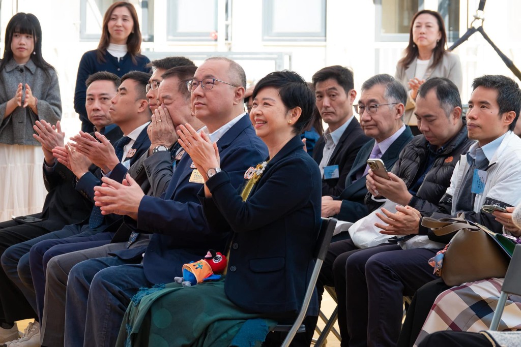 何永賢昨日（29日）出席「流浮．東寓」入伙禮。何永賢FB
