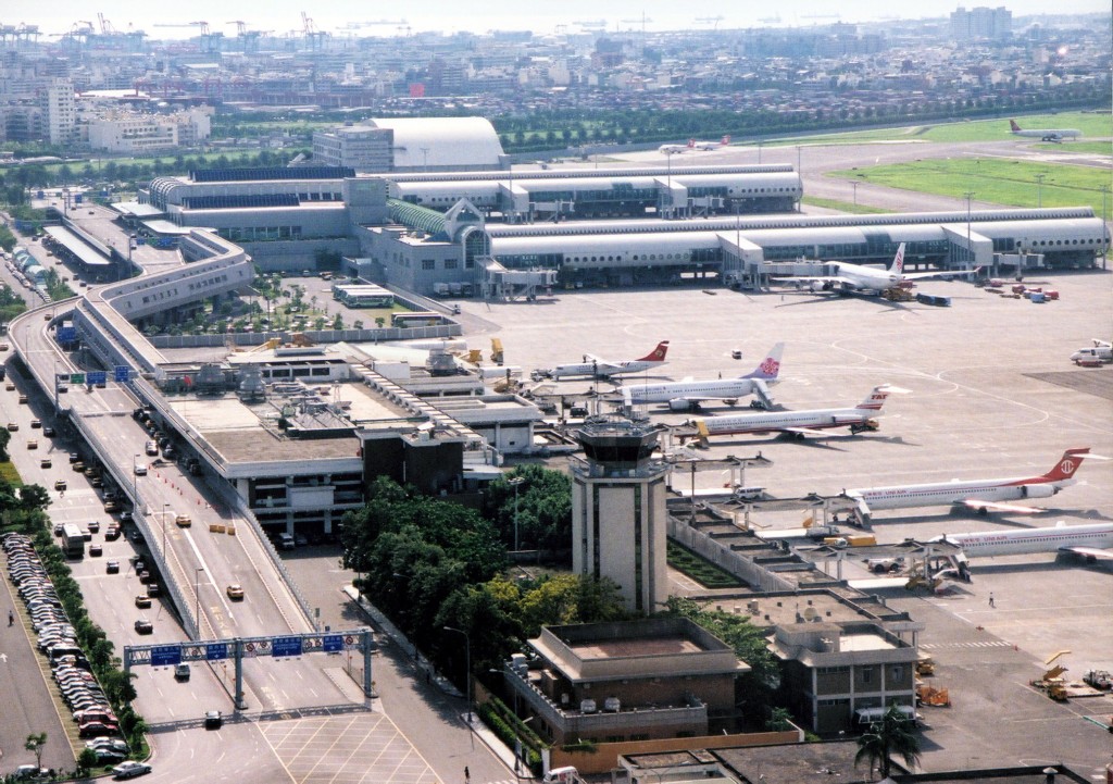 台湾高雄小港机场。网上图片