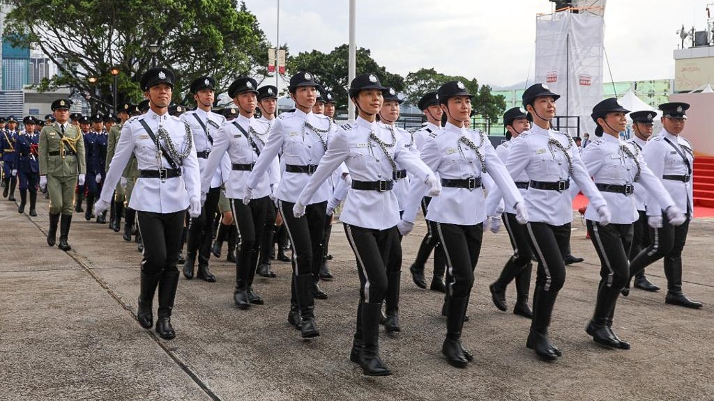 入境處儀仗隊參與回歸升旗禮。入境處IG@hongkongimmigrationdept