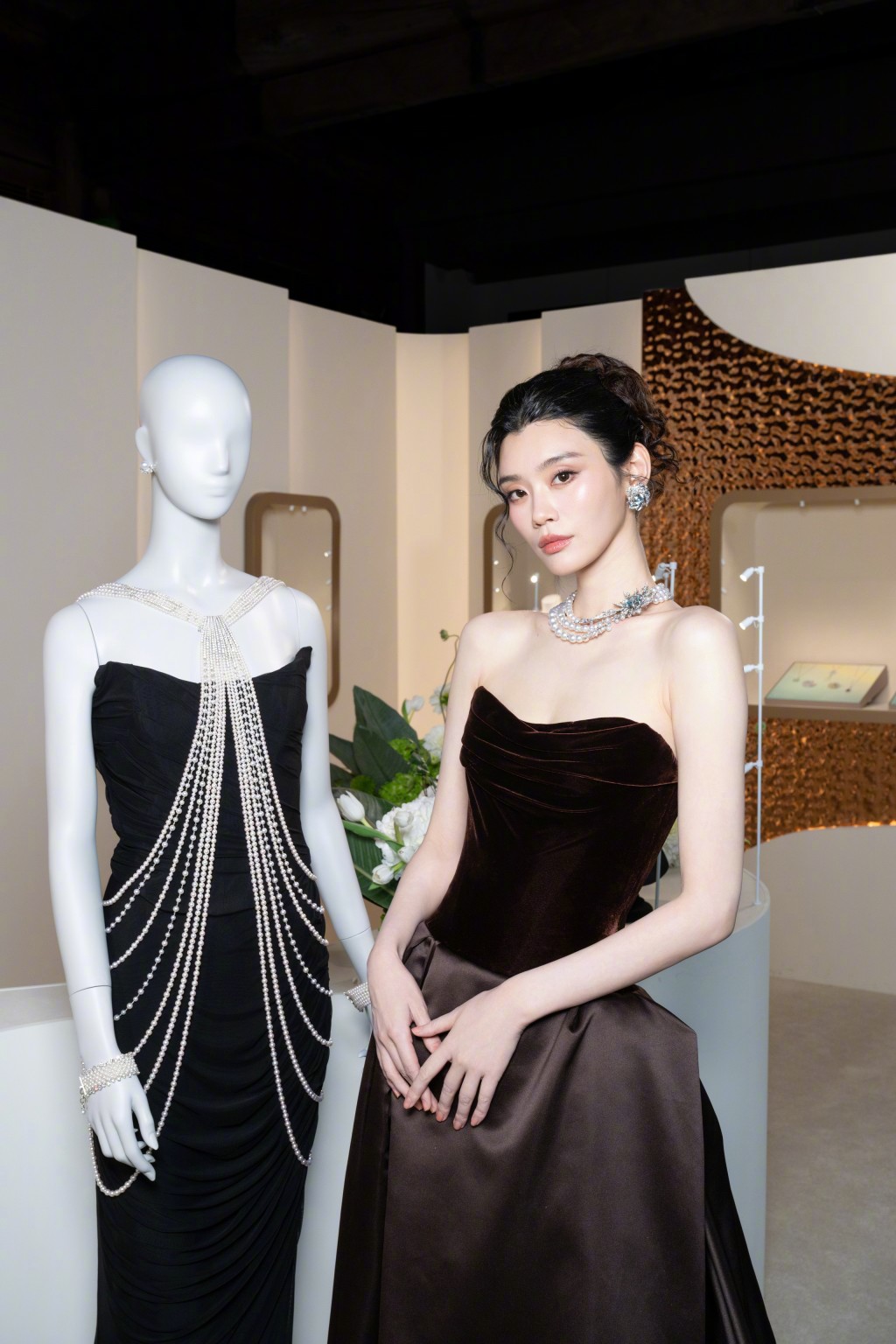 奚夢瑤婚後未有放棄模特兒工作。