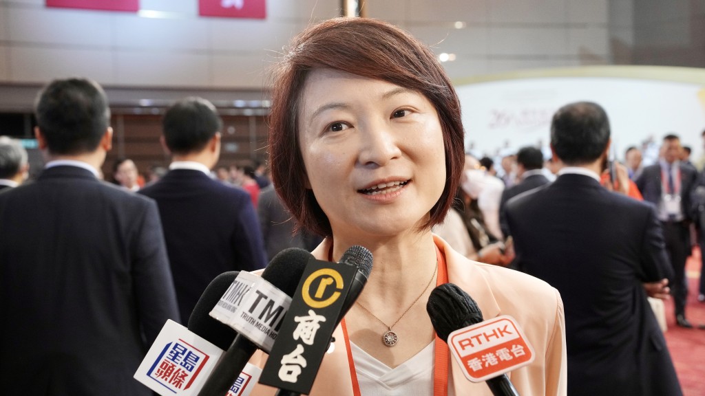 垃圾徵費︱李慧琼促政府盡快公布政策去向 讓市民有所適從