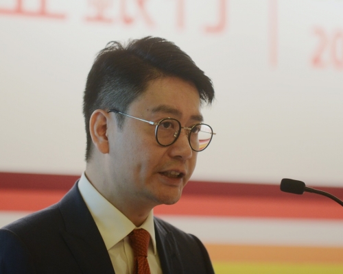 東亞銀行今日澄清李民斌不是向衞生署發律師信的住戶。資料圖片