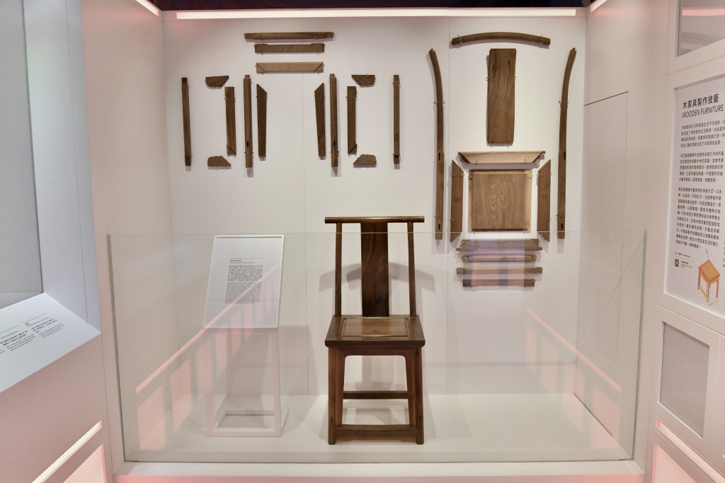 「人為 •非遺」，展覽展出十項屬香港非物質文化遺產（非遺）的傅統工藝及表演藝術。盧江球攝