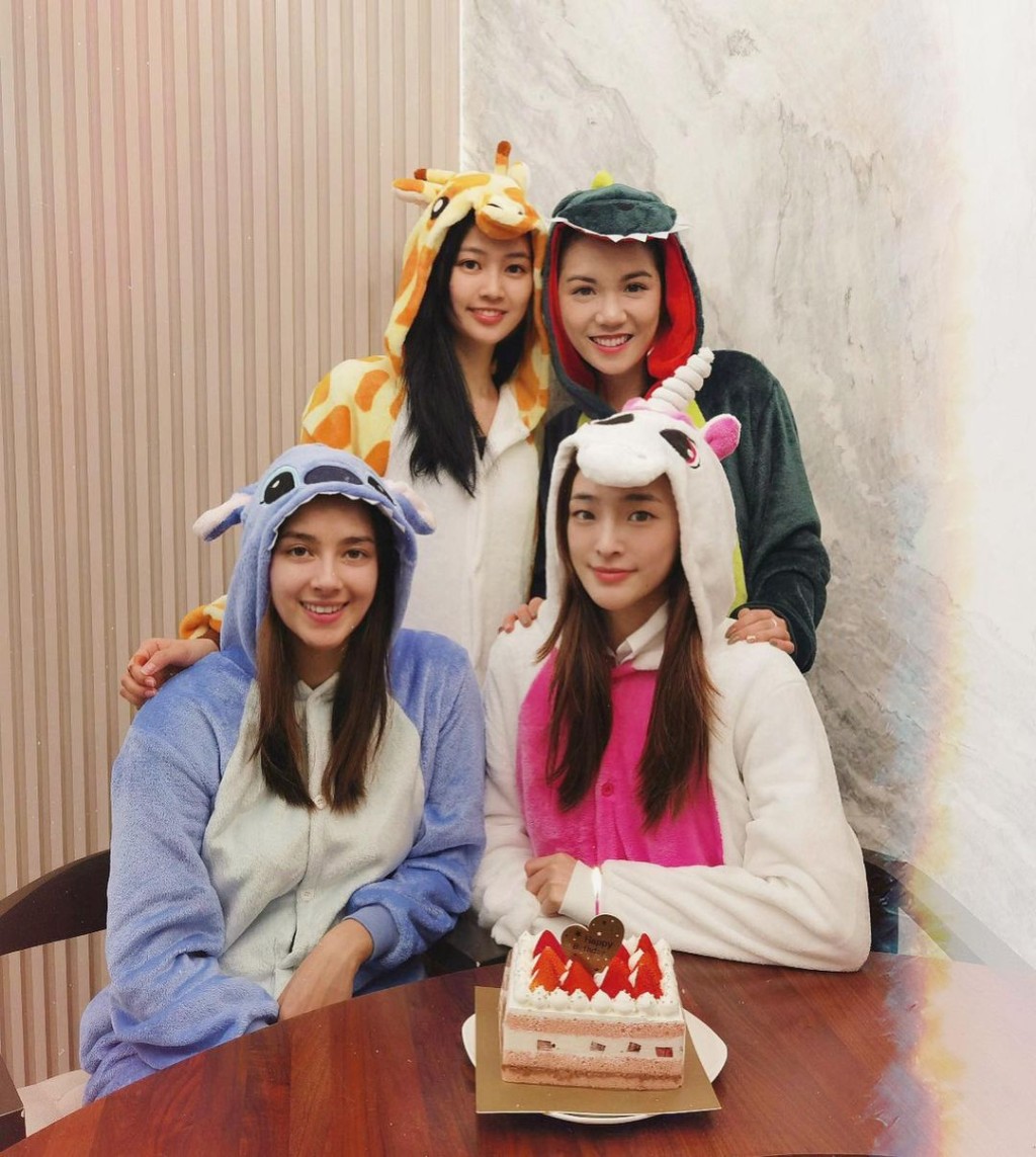過去一年4人定合體互祝生日。