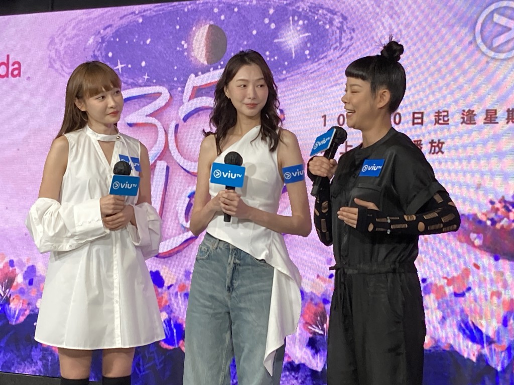 Aka（左）最近與趙頌茹及楊淇參加ViuTV戀愛真人騷《35+LOVE》。