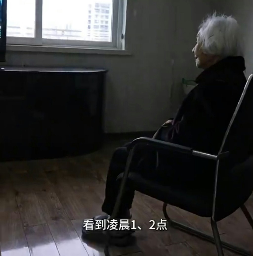姜月琴雖屆101歲，卻無一顆假牙，日日愛吃零食追電視劇到半夜。