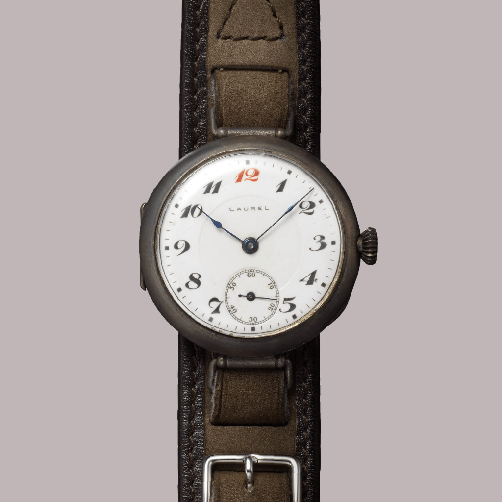 Seiko在1913年成功創製日本首枚國產機械腕錶Laurel。 Seiko在1913年成功創製日本首枚國產機械腕錶Laurel。