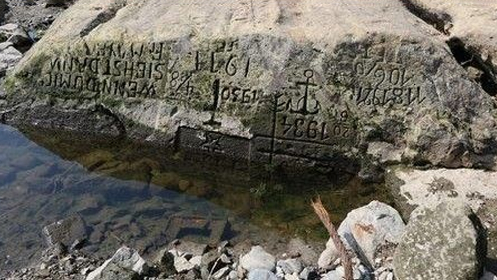 欧洲干旱严重 「饥饿之石」浮现。网图