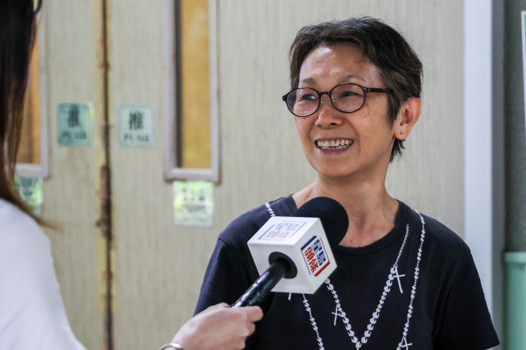 居於鳳德邨的任女士。 居於鳳德邨的任女士。