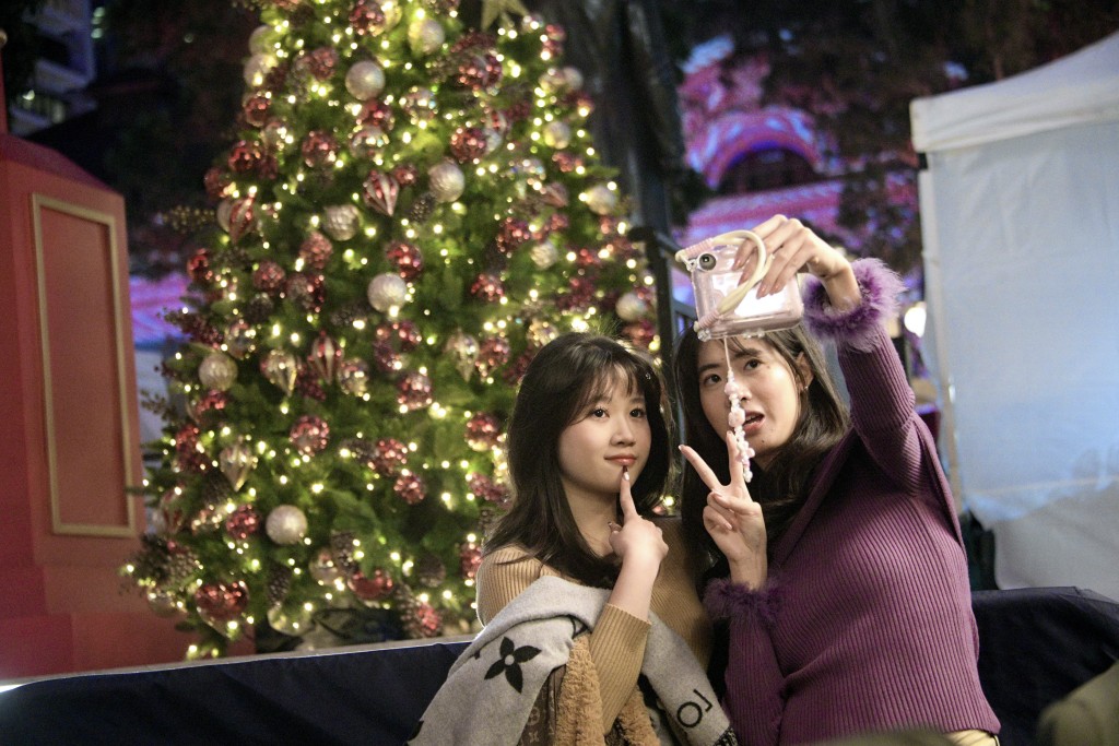 中環遮打道舉行的「香港跨年倒數活動」。陳浩元攝