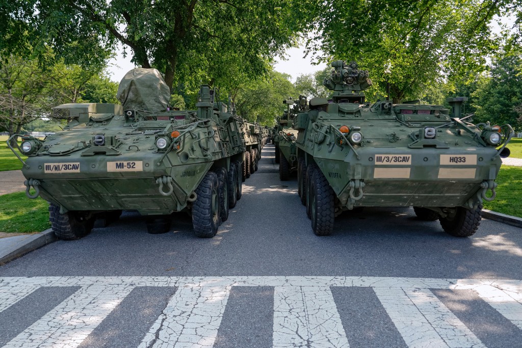 大批裝甲車將在閱兵式展示。美聯社 大批裝甲車將在閱兵式展示。美聯社