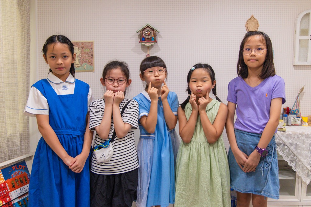 (由左至右)Chantel、Aki、Alicia、和Kamila和Elisha。(圖:李沃濤) (由左至右)Chantel、Aki、Alicia、和Kamila和Elisha。(圖:李沃濤)