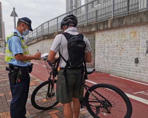 警方打擊電動車及違例單車。 警方圖片
