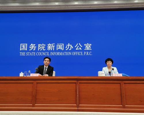 國務院港澳辦召開記者會。張言天攝