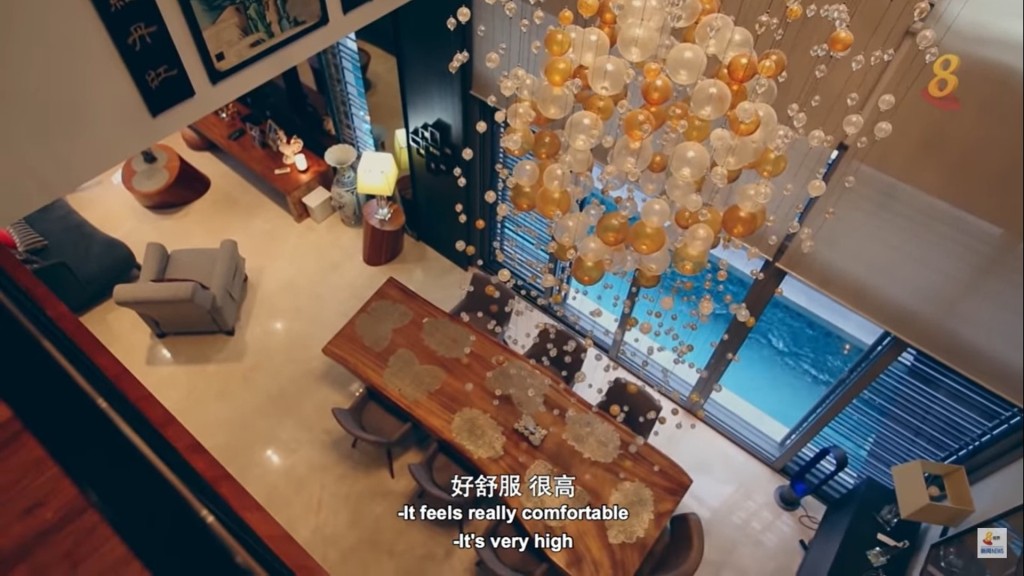 在2019年，许绍雄为妻女在新加坡购4千呎屋。