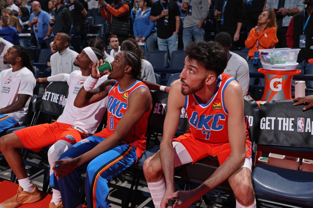 雷霪今仗一早已收起正选。法新社