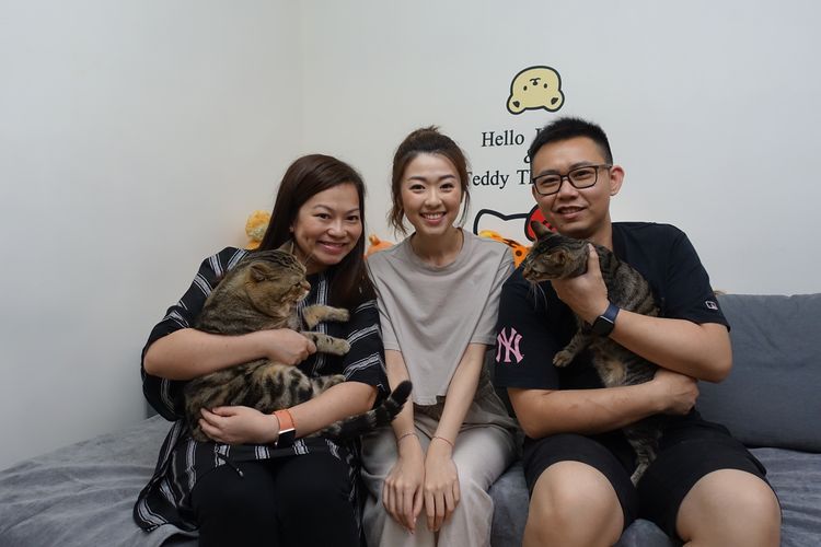 兩人尋訪不同的寵物主人，分享多個人與動物的感人故事。