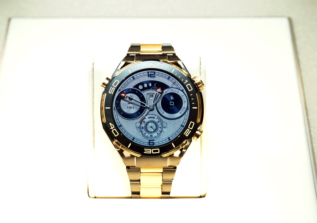 HUAWEI WATCH ULTIMATE DESIGN是全新品牌ULTIMATE DESIGN首款在港開賣的智能手錶。