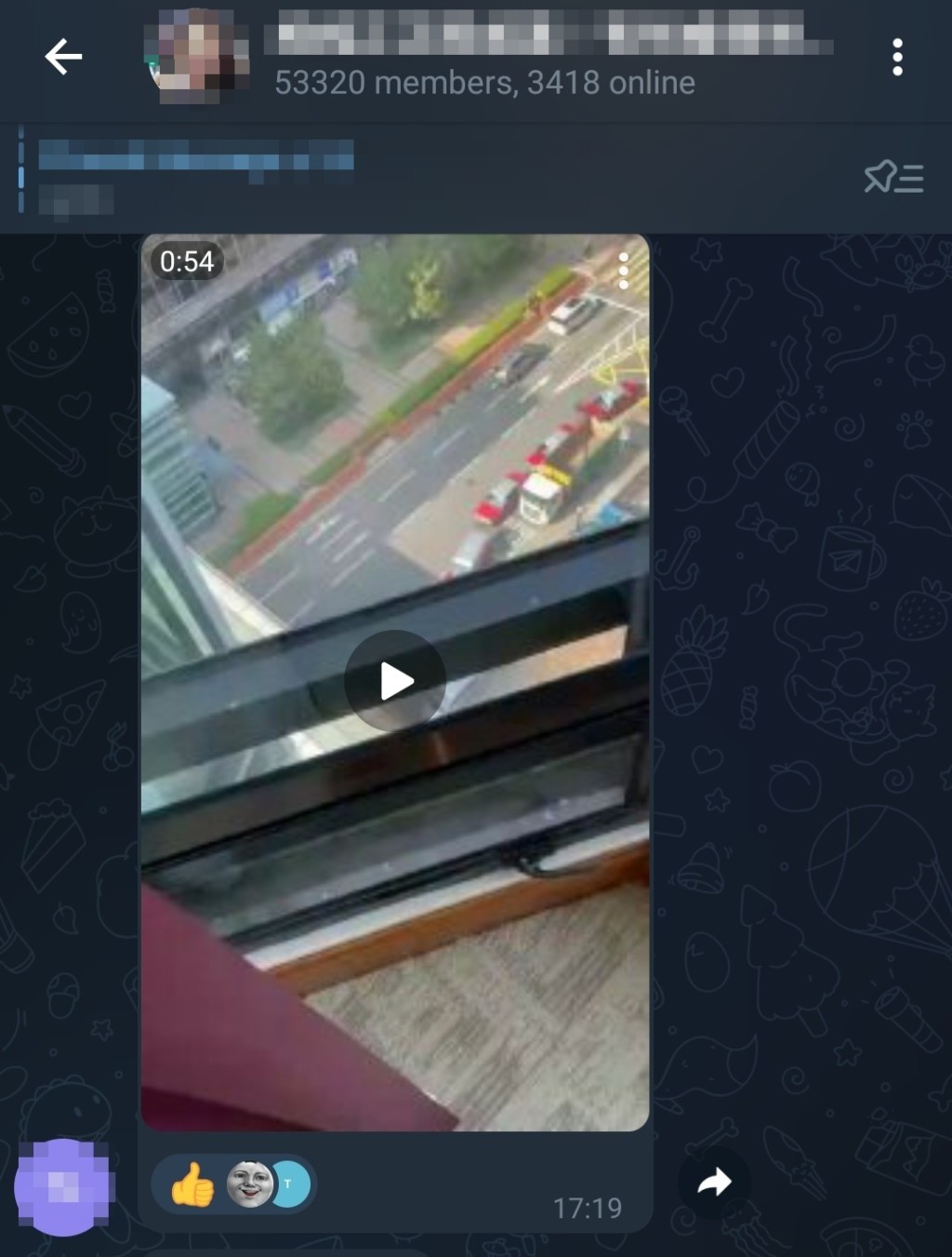 網上通訊程式Telegram群組流傳片段，一對男女在酒店窗邊交歡。