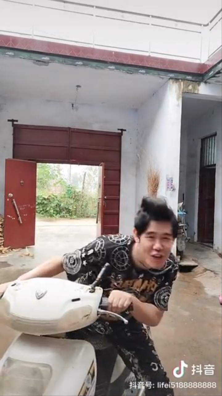 不過有些角度卻不太似。