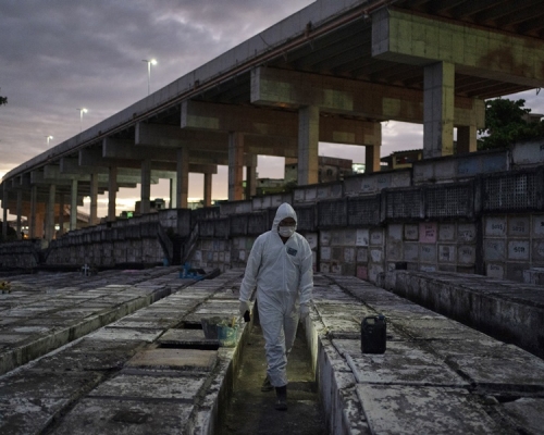 巴西疫情持續。AP