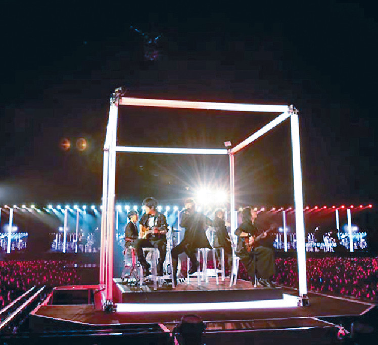 ■五月天相隔16年後，再在台南開騷。