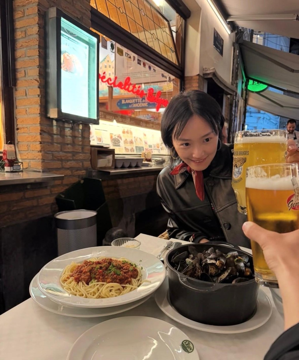 劉俊謙同太太蔡思韵歐遊度蜜月。