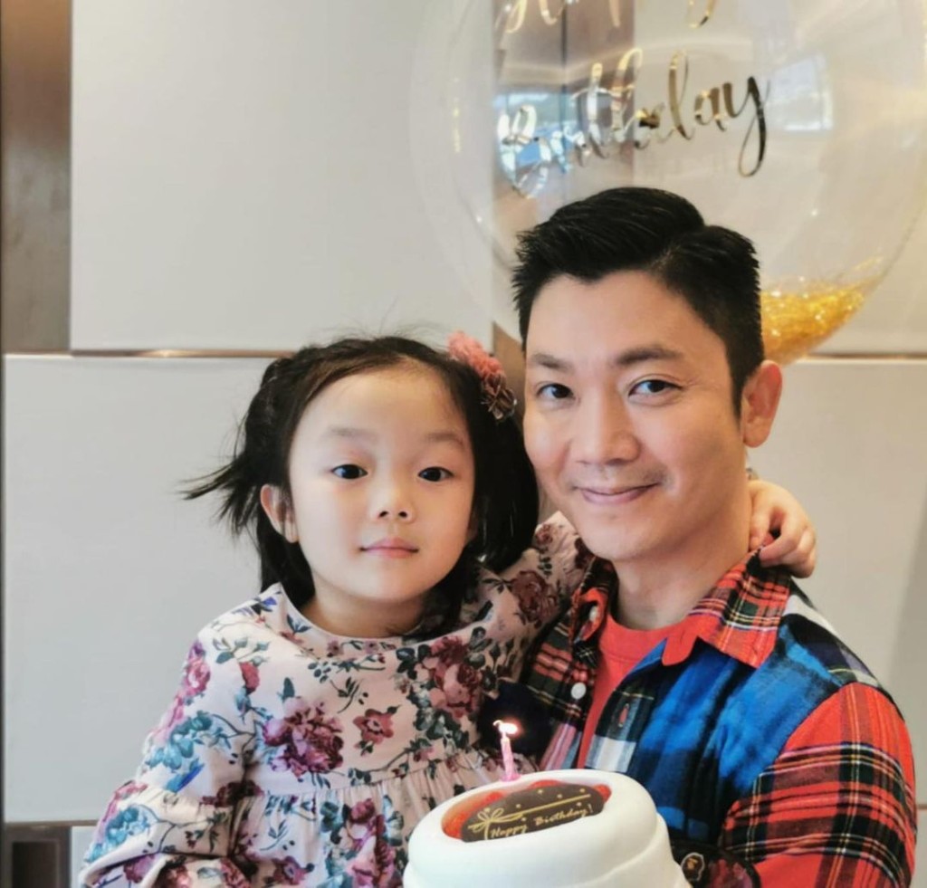 李博士笑稱兩公婆「重女輕男」，所以如願多位二公主好滿足。