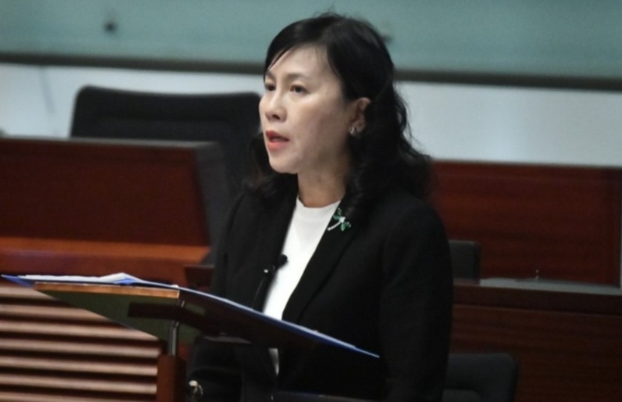 陳美寶表示，計劃今年修例規管，包括容許在合適的單車徑行駛。資料圖片