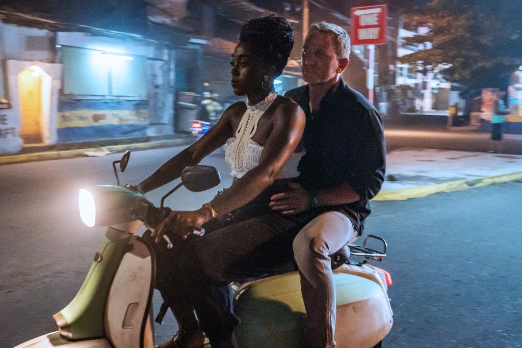 《007:生死有時》上映15日大收逾4,300萬元。