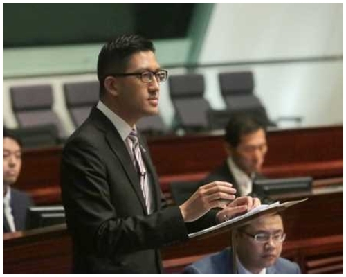 林卓廷表示,曾蔭權被判即時還押對他的打擊很大。資料圖片