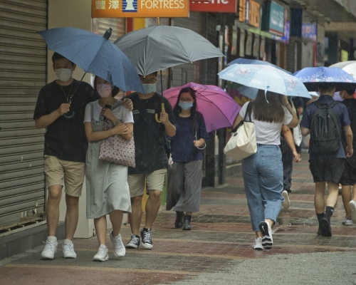 天文台預測會有驟雨雷暴。資料圖片
