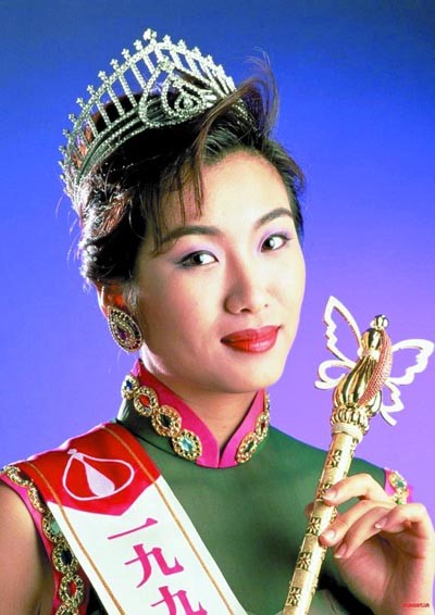 1993年香港小姐冠軍是莫可欣。