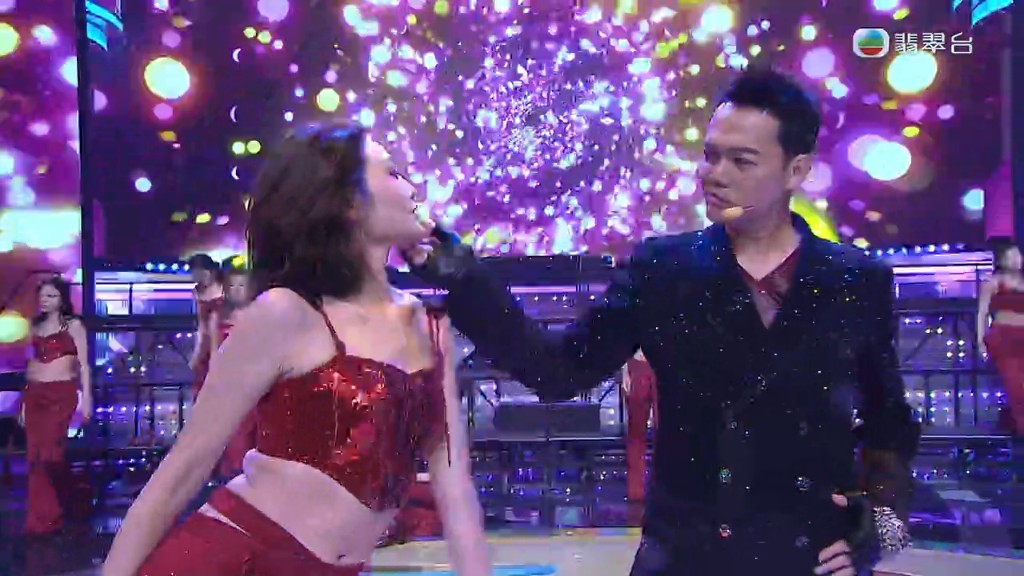 謝天華同關嘉敏充滿默契。