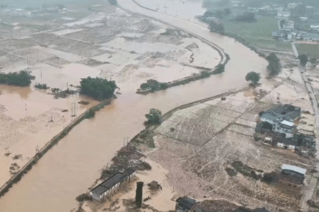 汀江等7条河流超保，松源河、石窟河发生有实测资料以来最大洪水。