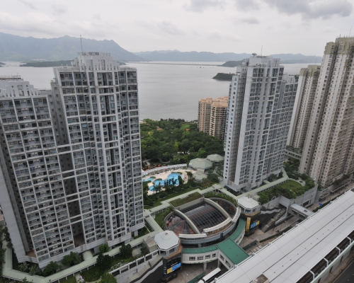 海柏花園兩房單位成交呎價18750元。