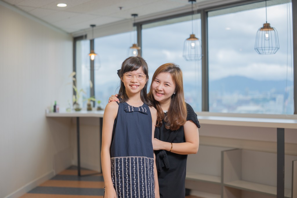 戴絃和媽媽Lavino 戴絃和媽媽Lavino