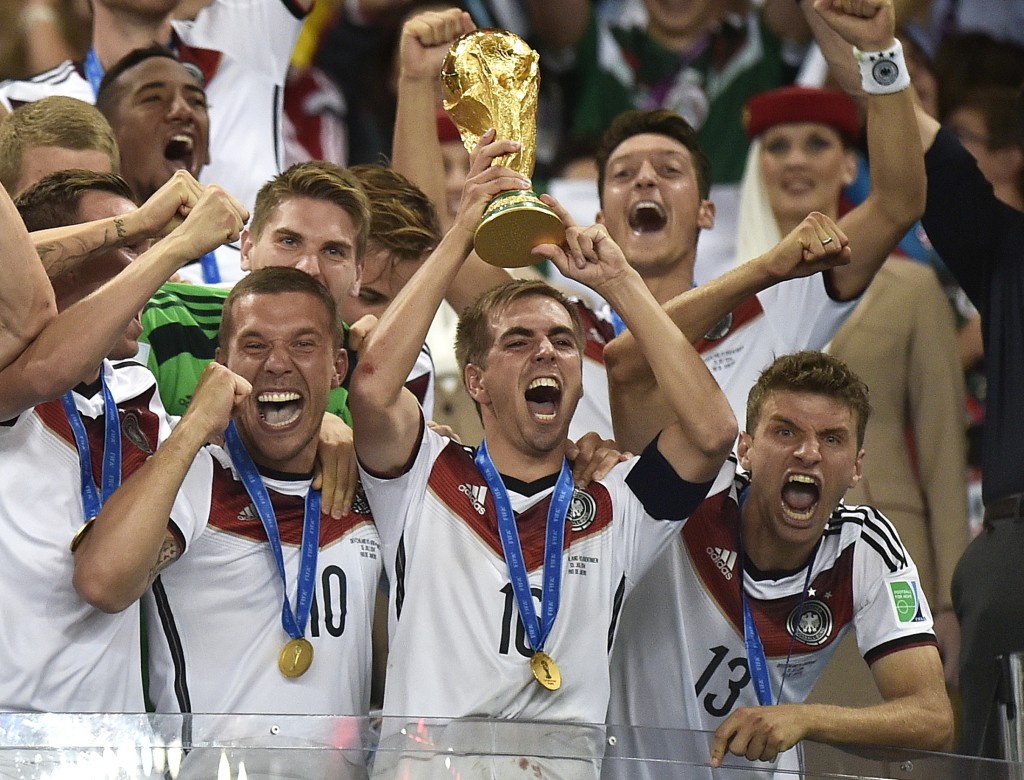拿姆2014年帶領德國隊擊敗美斯帶領的阿根廷隊取得世界杯冠軍。
