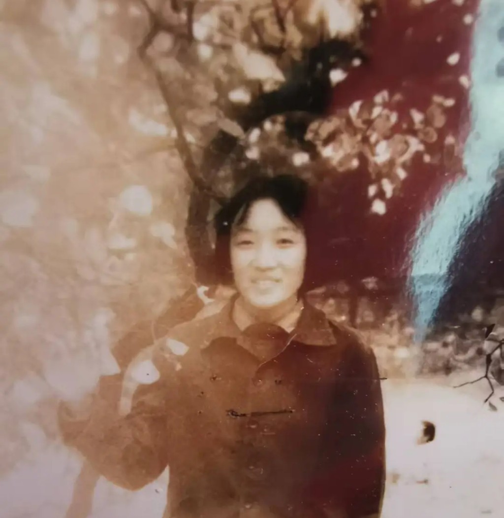 羅點點（羅峪平）為開國大將羅瑞卿大將女兒。