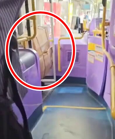 大叔順利落車。fb「屯門友」截圖 大叔順利落車。fb「屯門友」截圖