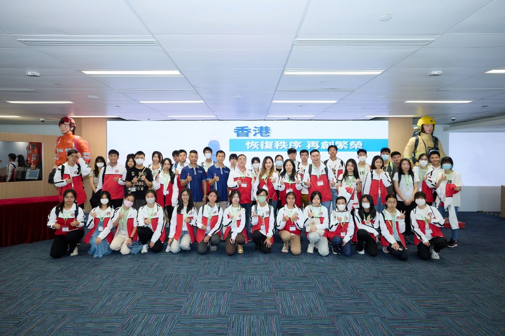 “青Teen友法”师友计划活动日上周六在消防及救护学院举行。香港律师会facebook图片