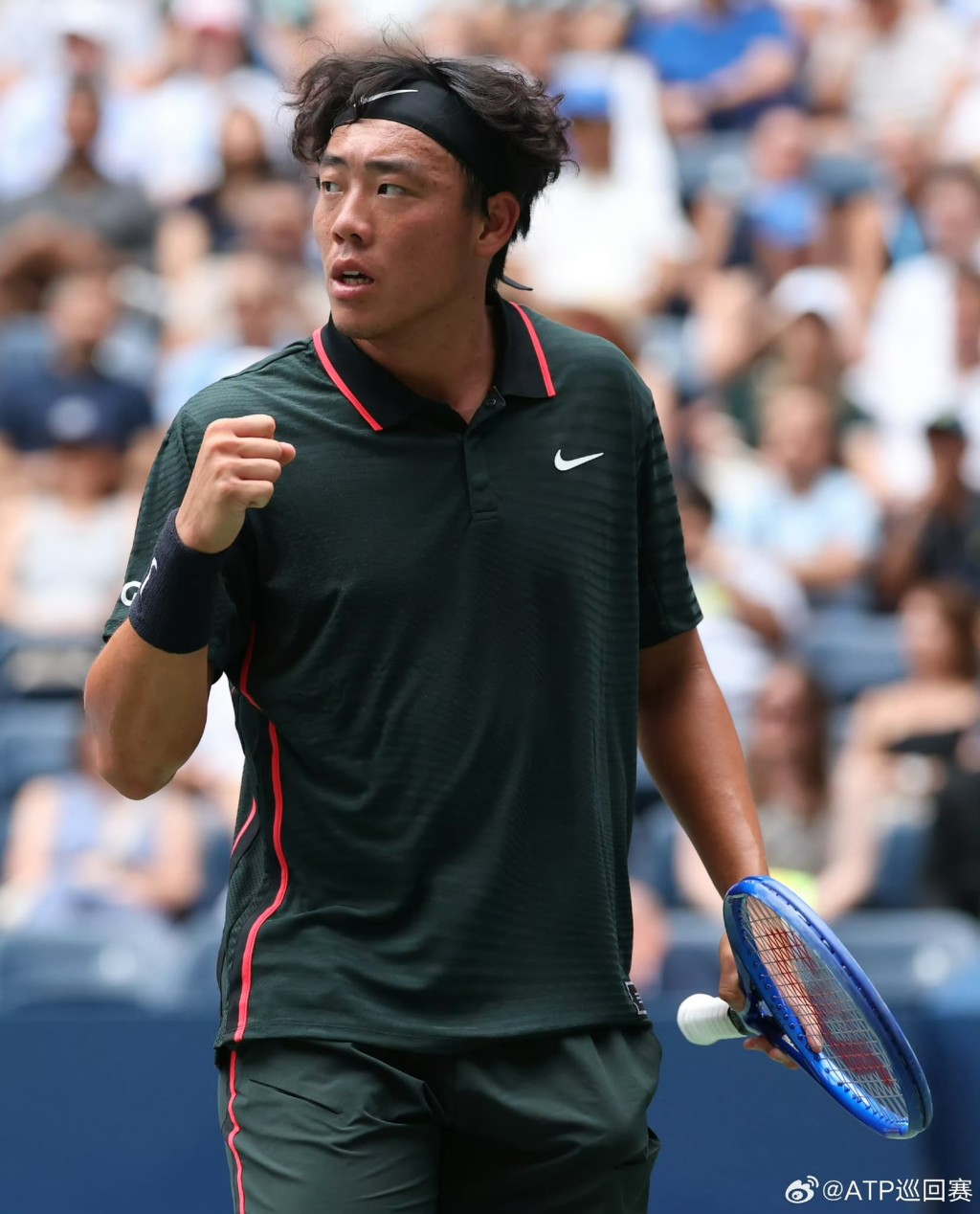 黄泽林晋级南沙挑战赛准决赛。微博@ATP巡回赛
