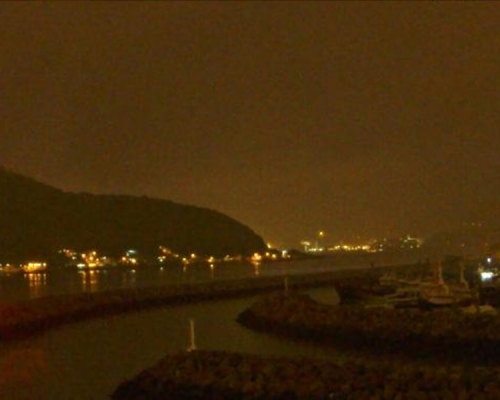 預測今日天氣清涼有雨。天文台圖片