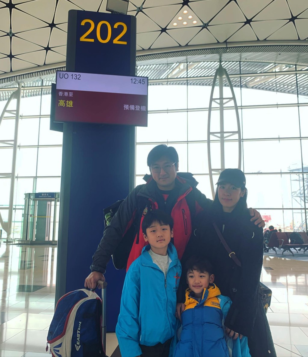 伍伟乐最近与家人游台湾。