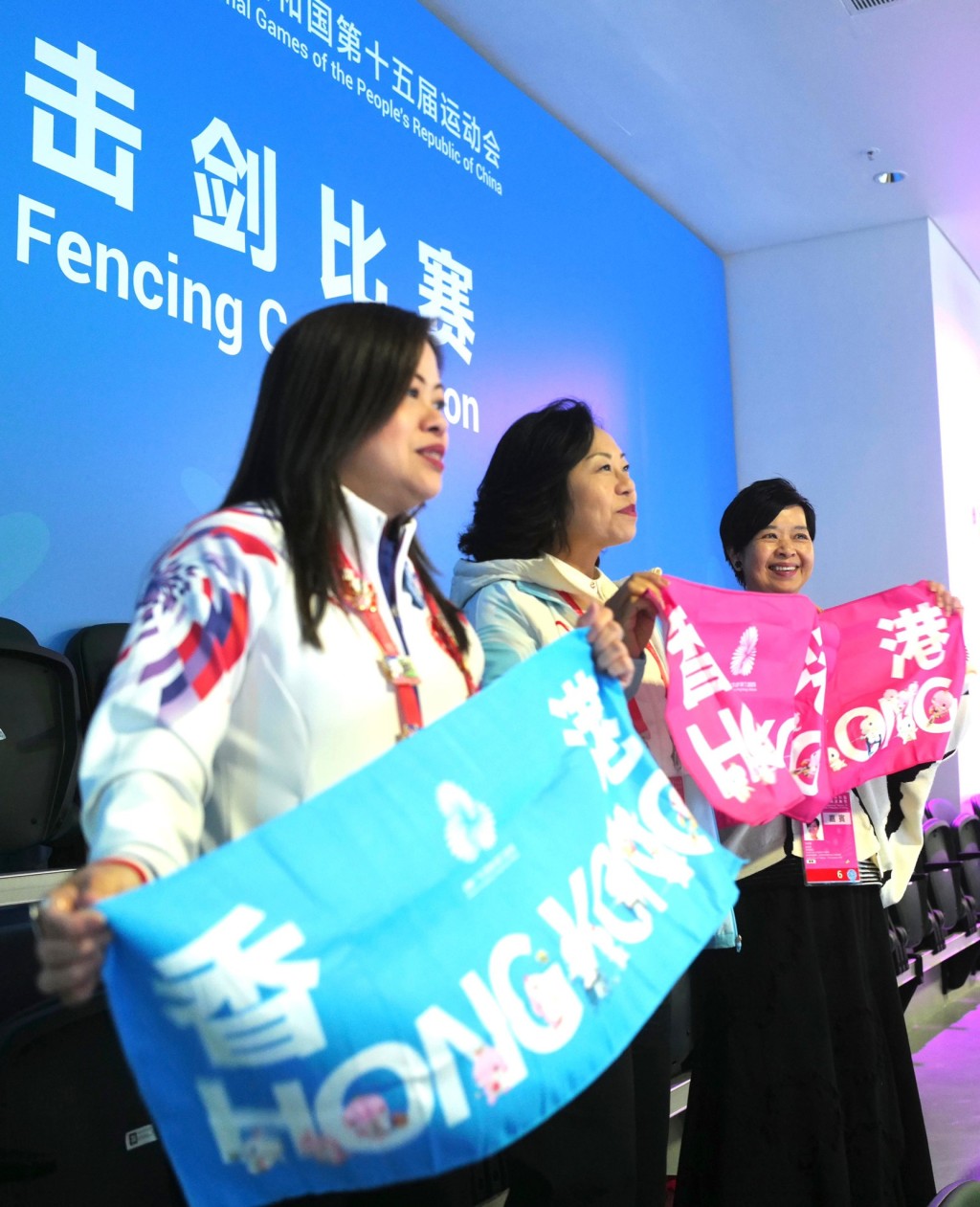 何永賢表示，局長們用盡氣力大叫「港隊加油」。何永賢FB