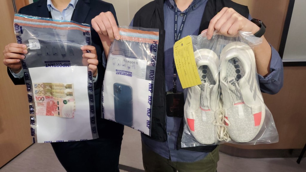 警方展示證物。