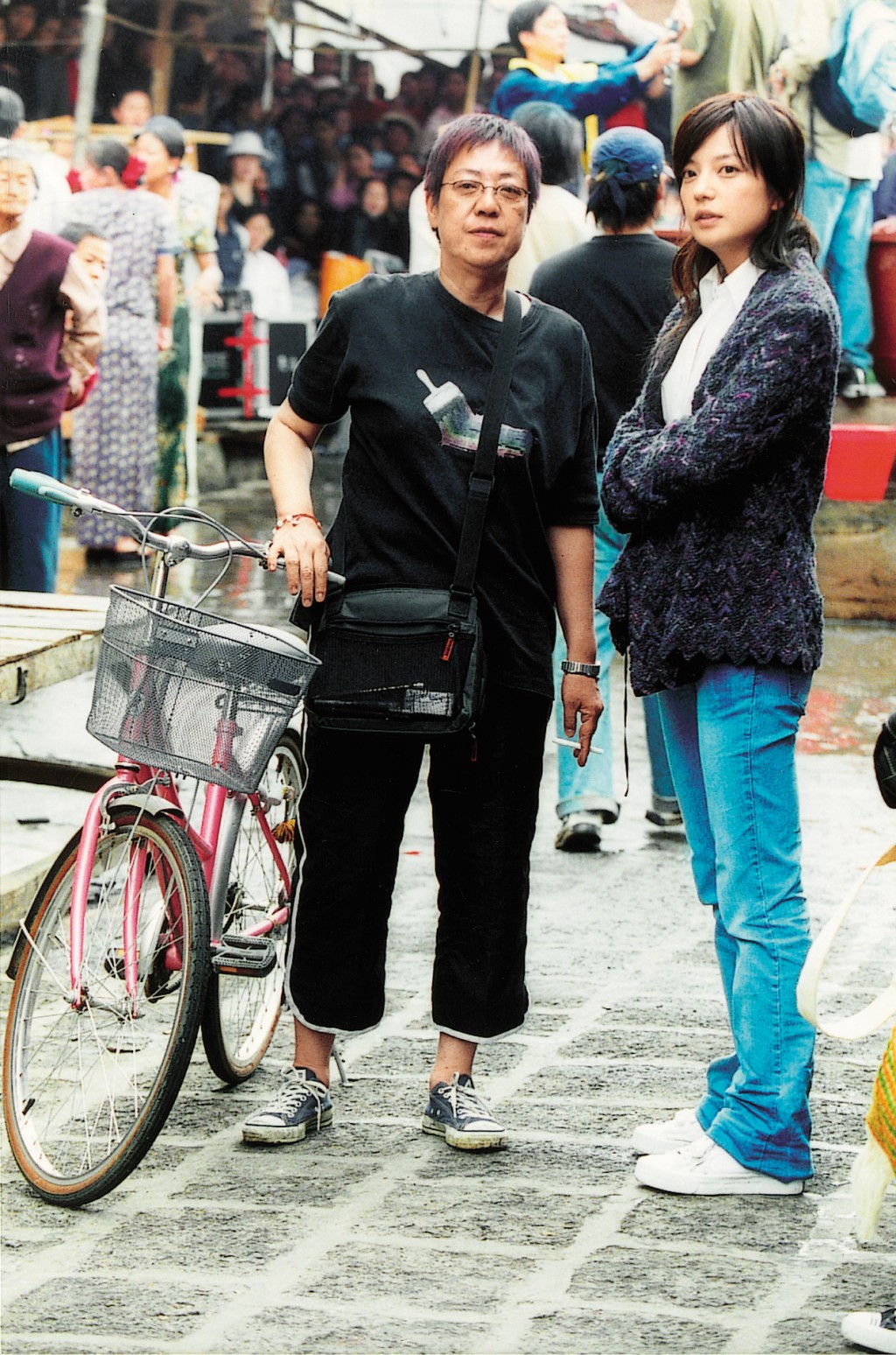 趙薇曾與謝霆鋒拍許鞍華（左）執導的《玉觀音》。