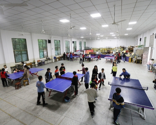 內地7月以來推行雙減政策,令學童有更多時間學習技藝課程。 (新華社)