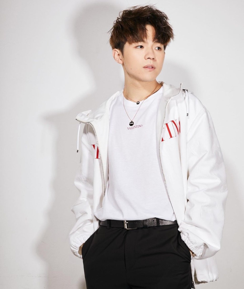 鍾意Ian著衫定唔著衫？